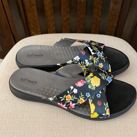 SOFTWALK  - Floral Sandal Black 12W - Picture 3 of 8
